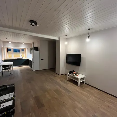 Apartment Ulila Guesthouse *